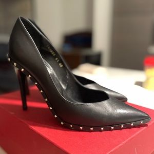 Valentino pumps  black size 40